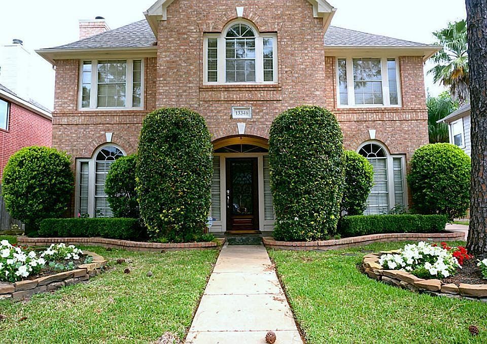 1st image of 13346 Clayton Hill Dr