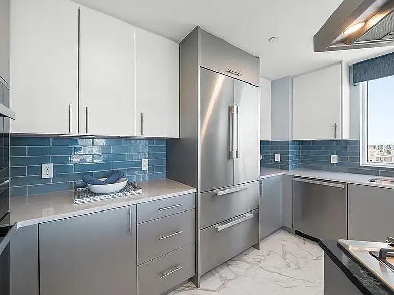 15 Avalon St #704 — Photo 20