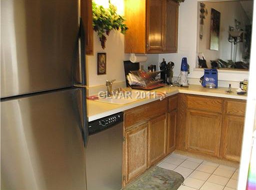 2nd image of 7044 S Picaroon Ln