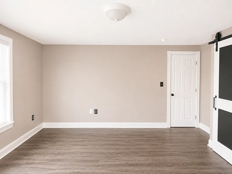 42 Clinton St #2 — Photo 23