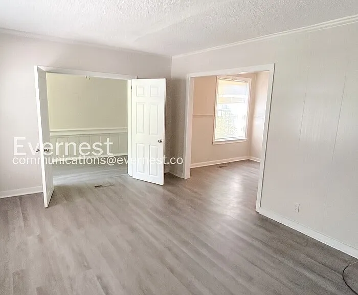 616 26th St SW — Photo 7