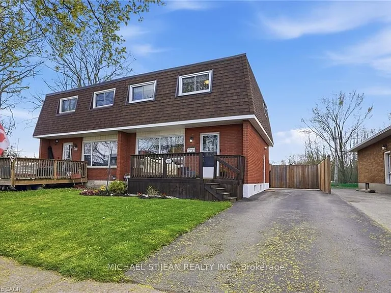 282 Roach Ave — Photo 3