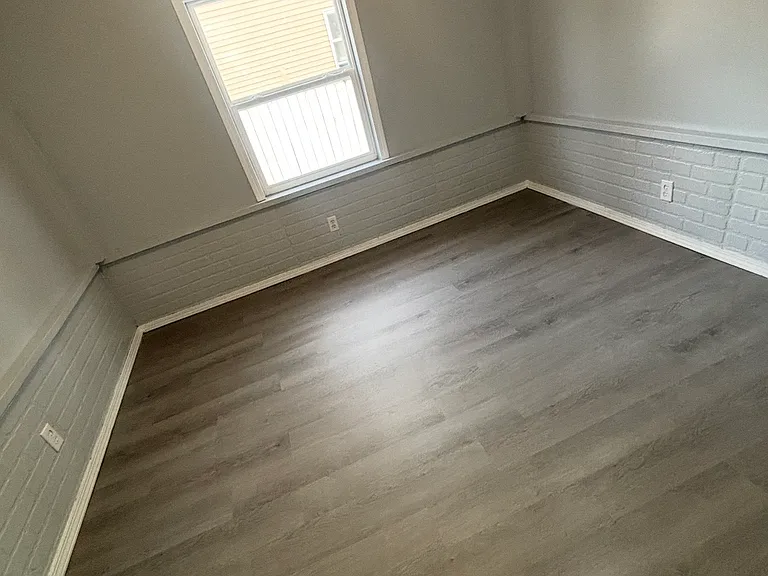 615 W Morrell St — Photo 10