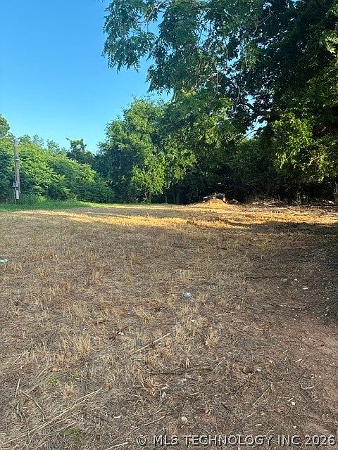 2nd image of 4100 W 8th St