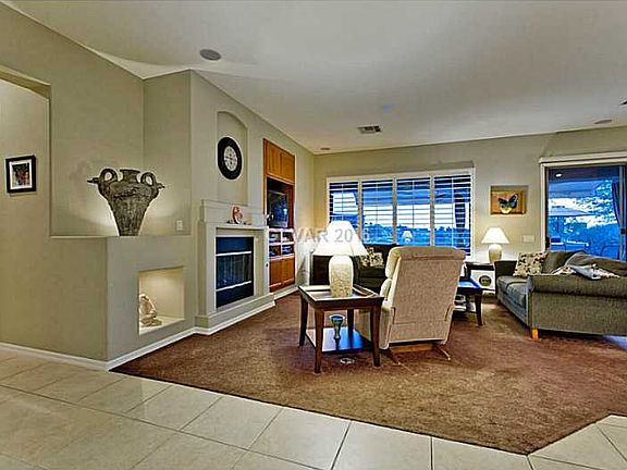 5th image of 27 Braelinn Dr