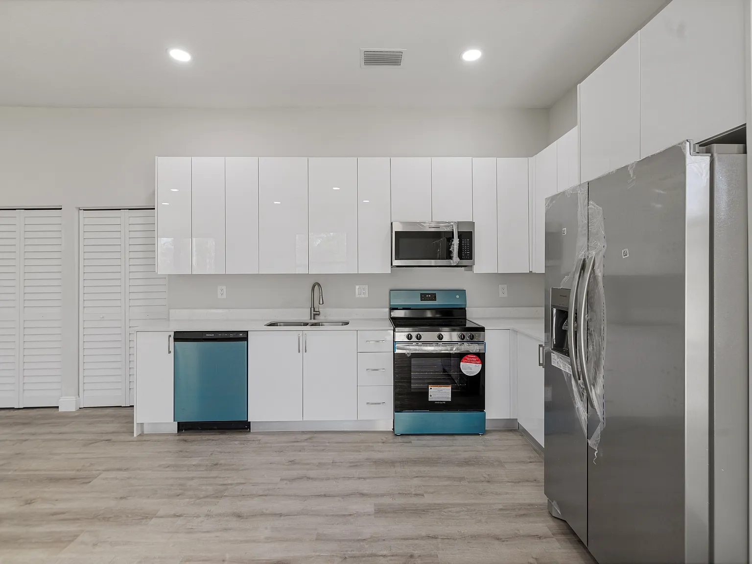 232 Fowler Avenue - 1 — Photo 3