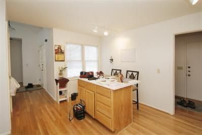 Eating Area and Built-in Desk