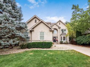 9778 Oxford Cir, Powell, OH