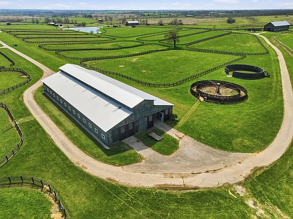 3rd image of 2586 Winchester Rd