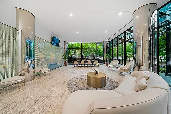 Rented by Vector New York, LLC | media 16