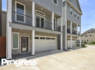 1248 W 26th St #B, Houston, TX 77008