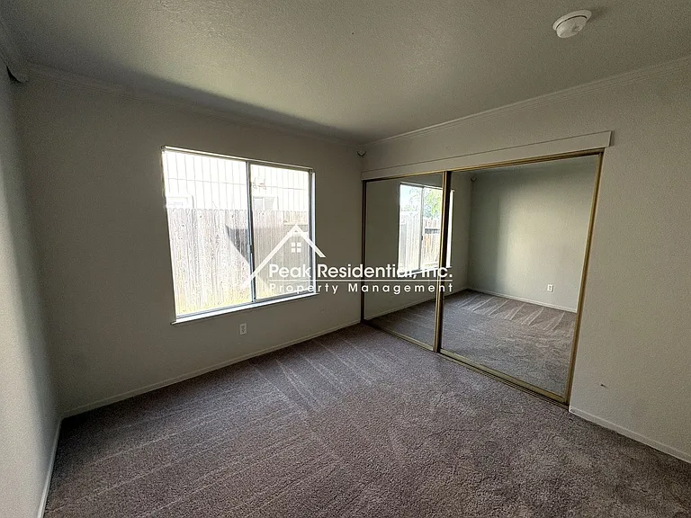 5621 Summit Dr — Photo 13