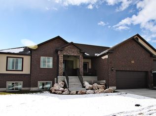 2123 S 2950 W, West Haven, UT 84401
