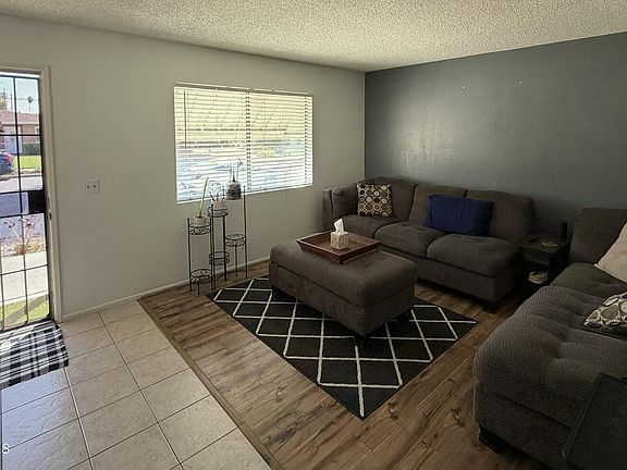 3rd image of 1813 Moreno Dr
