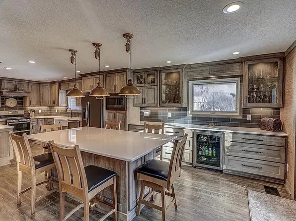 10676 Monticello Ln N, Maple Grove, MN 55369