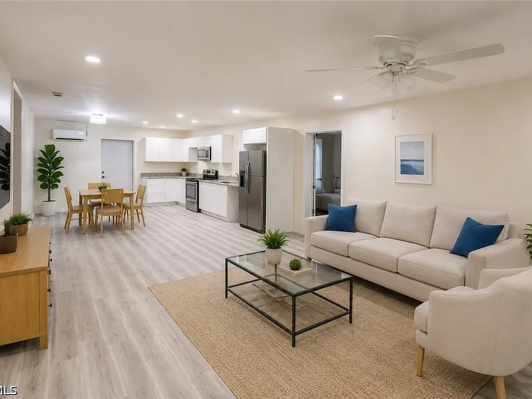 2222 Unity Ave — Photo 3