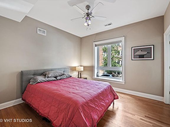 5th image of 900 W Agatite Ave