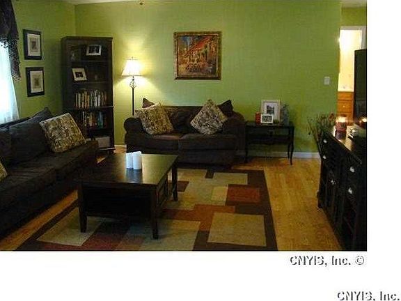 2nd image of 213 McKinley St
