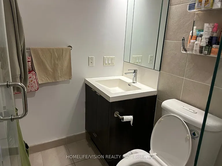 101 Erskine Ave #2201 — Photo 8