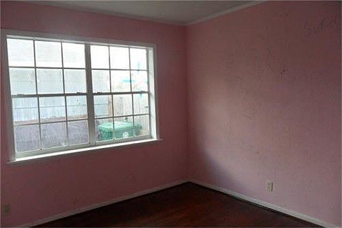 5th image of 8419 Sonneville Dr