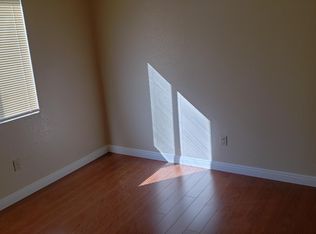 11306 Oakwood Dr, Fontana, CA 92337
