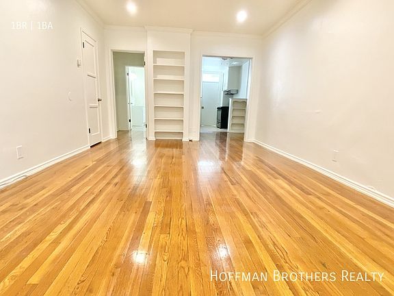 3rd image of 506 N Normandie Ave APT 2