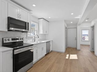 (Undisclosed Address), Worcester, MA 01604