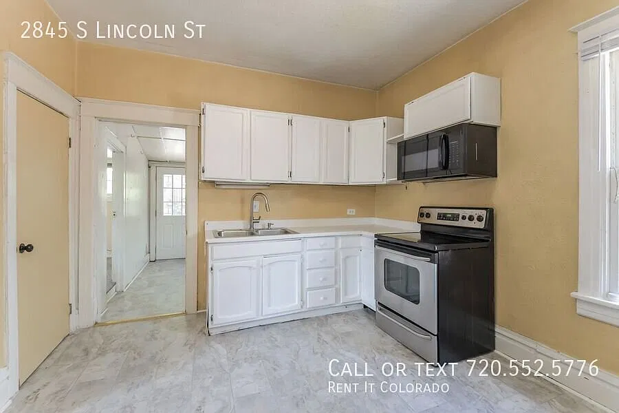 $1,000 OFF Charming Denver Bungalow with Original Woodwork & Finished Attic Walk to Light Rail — Photo 2