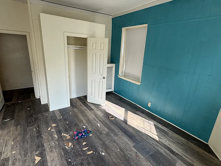 137 Hawthorne Ave #1W — Photo 7