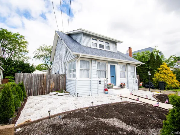 671 Arlington Avenue, Baldwin, NY 11510