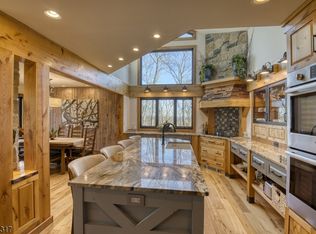 89 Upper High Crest Dr, West Milford, NJ 07480