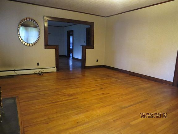 5th image of 28 Shope Ln