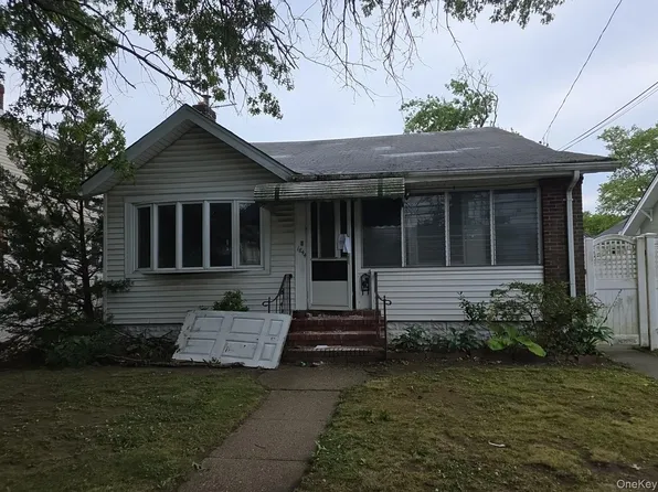 1844 Browning Street, North Baldwin, NY 11510