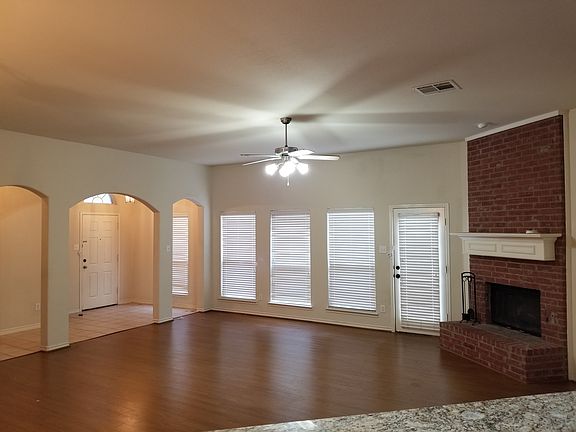 5th image of 9380 Snowberry Dr