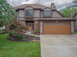 11 Juniper Ave, Westerville, OH 43081