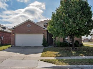 2100 Carlotta Dr, Fort Worth, TX 76177