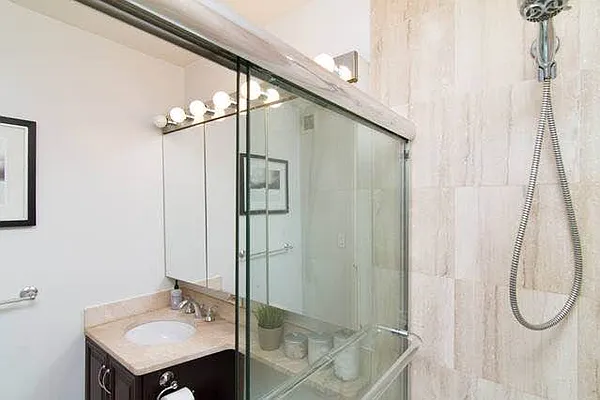 Rented by R New York | media 20