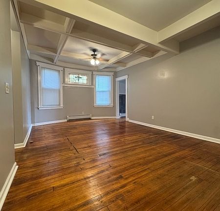 4th image of 489 Hamilton St