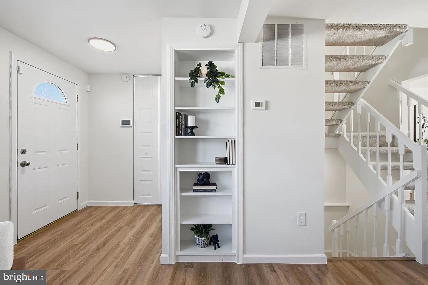 3 bed, 3.0 bath, 1620 sqft, $2,800 — Photo 4