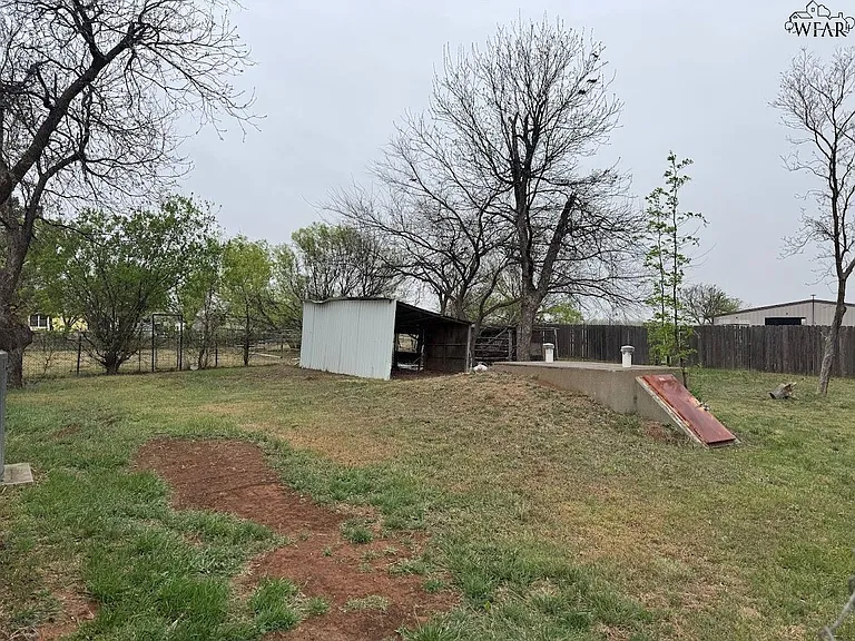 4594 Bus Hwy #287 — Photo 33