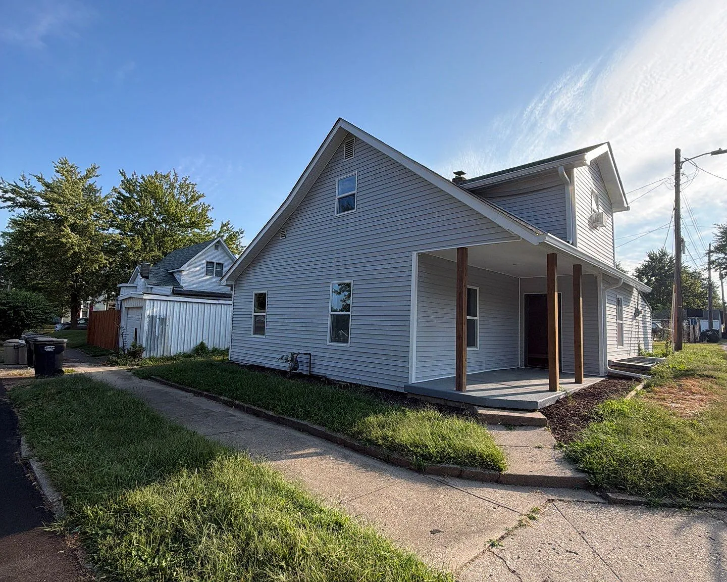 3 bed, 2245 sqft, $1,800 — Photo 1
