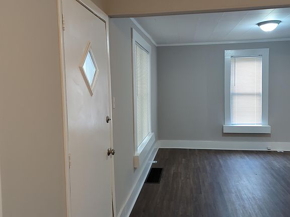 4th image of 605 E Lawndale Ave