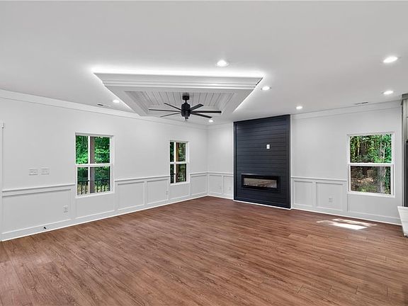 3rd image of 1713 Macedonia Ave