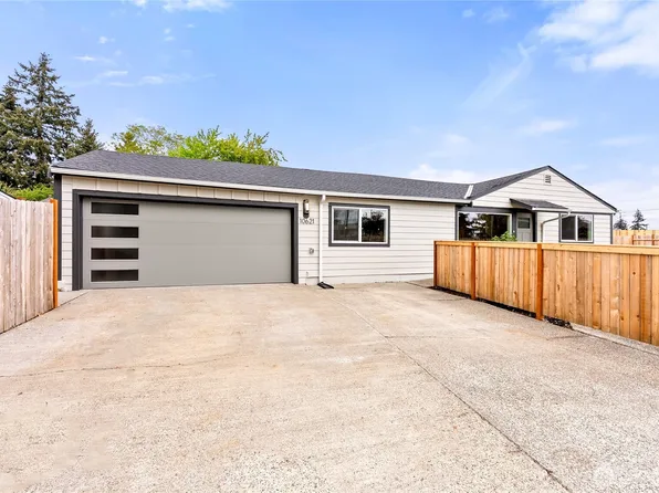 10621 Cronins Drive SW, Lakewood, WA 98499