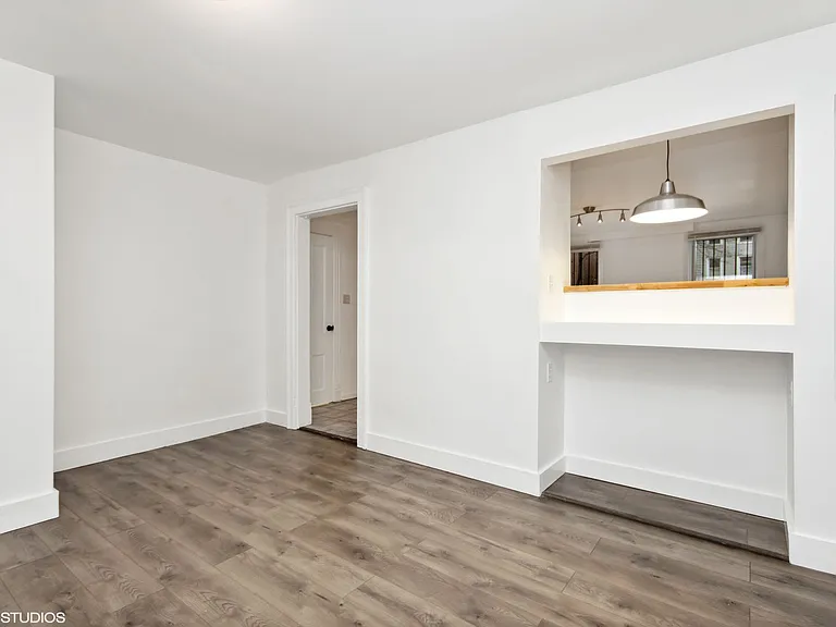 145 Chambers St — Photo 4