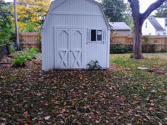 5th image of 6322 Douglas Rd