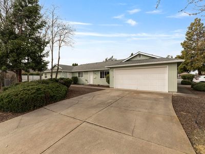 731 Maple St, Central Point, OR, 97502