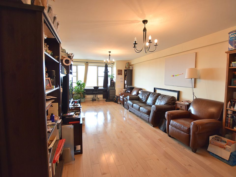 1st image of 2944 W 5th St APT 20R