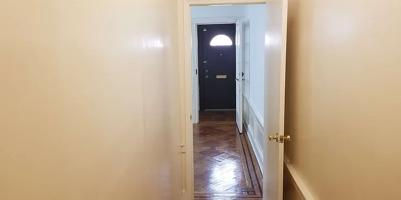 Rented by Virtual Real Estate | media 35