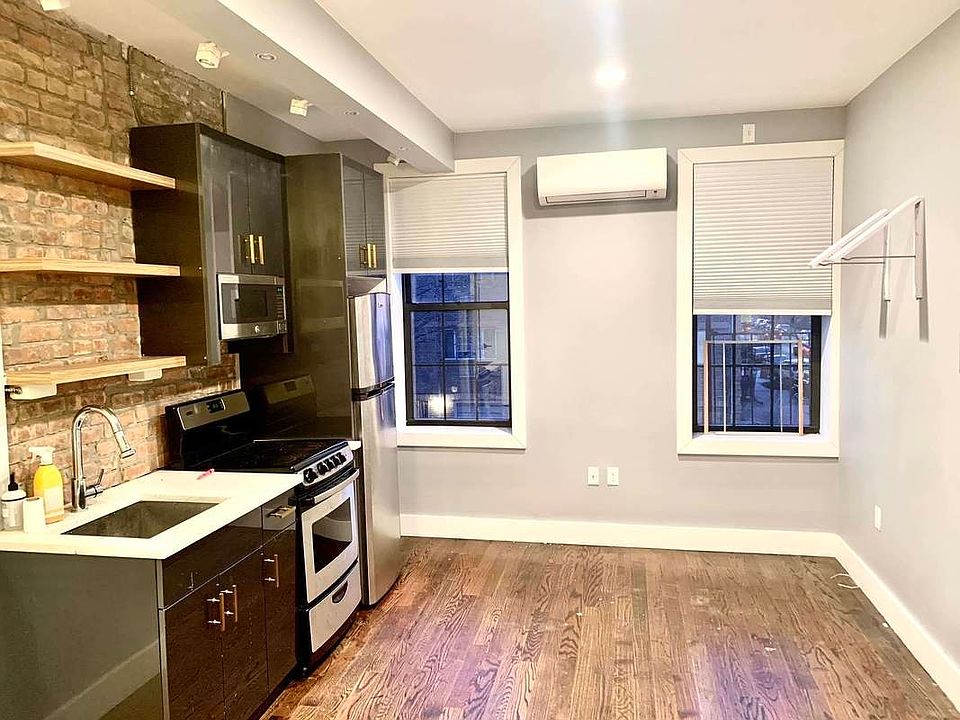 1st image of 419 Throop Ave Floor 2